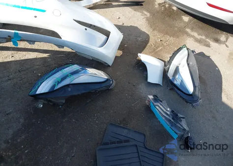 2019 Tesla Model 3 Long Range/Mid Range/Standard Range/Standard Range Plus from USA, damaged, VIN 5YJ3E1EA0KF415992